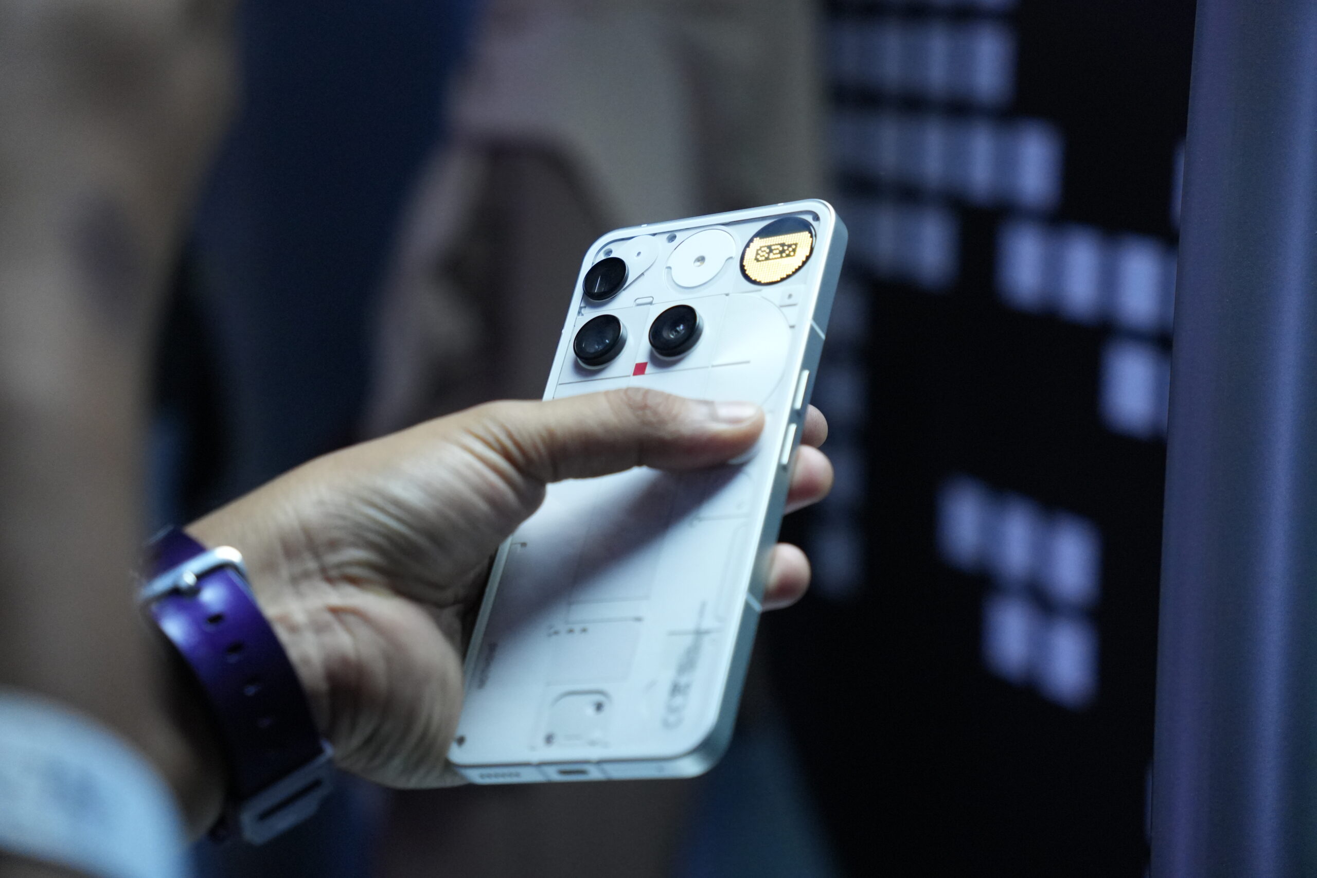 Nothing Acah Pelancaran Phone (4a)